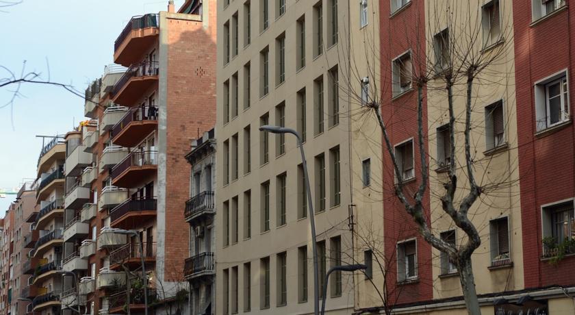 Pierre & Vacances Barcelona Sants Ngoại thất bức ảnh
