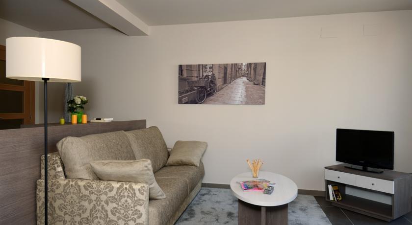 Pierre & Vacances Barcelona Sants Ngoại thất bức ảnh