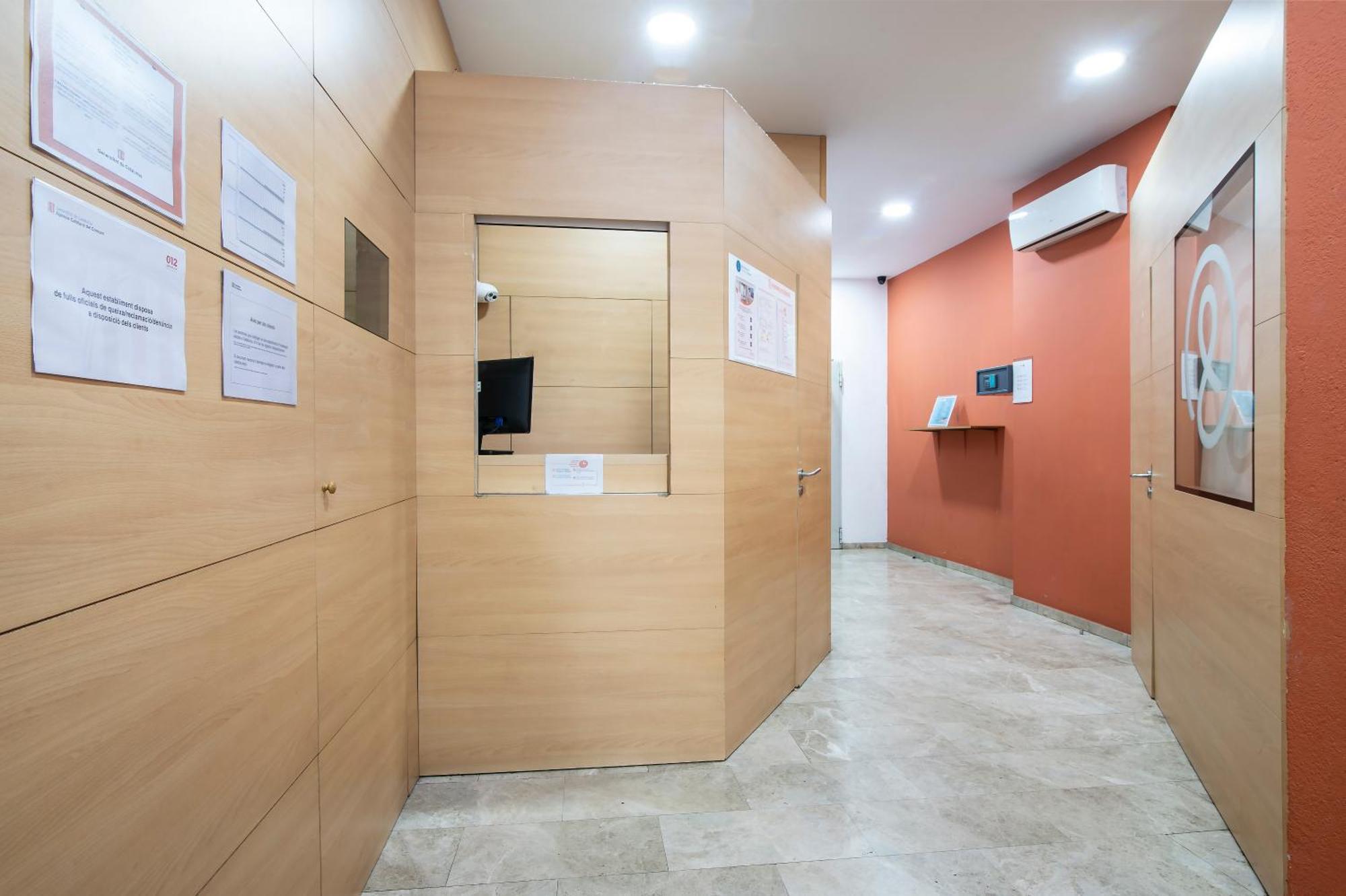 Pierre & Vacances Barcelona Sants Ngoại thất bức ảnh