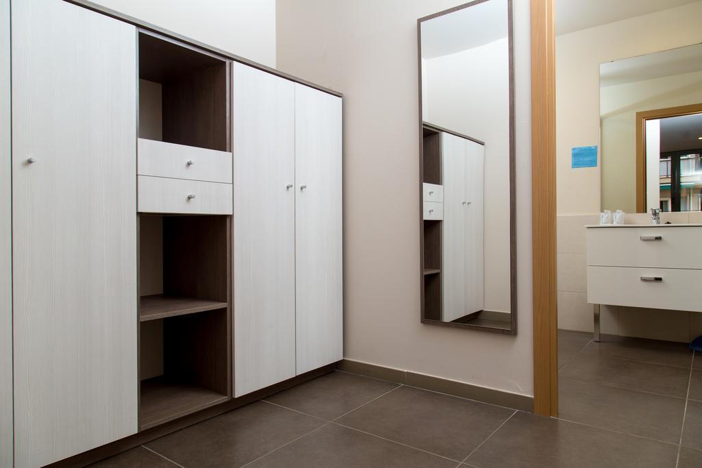 Pierre & Vacances Barcelona Sants Ngoại thất bức ảnh