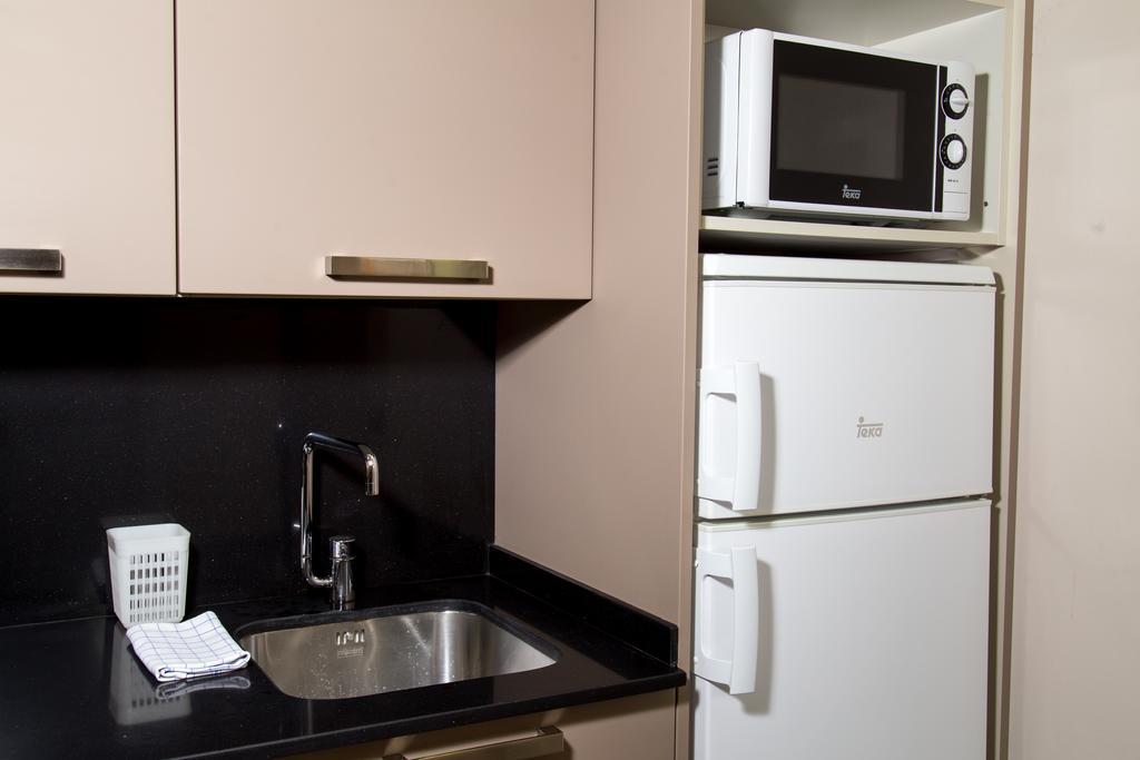 Pierre & Vacances Barcelona Sants Ngoại thất bức ảnh