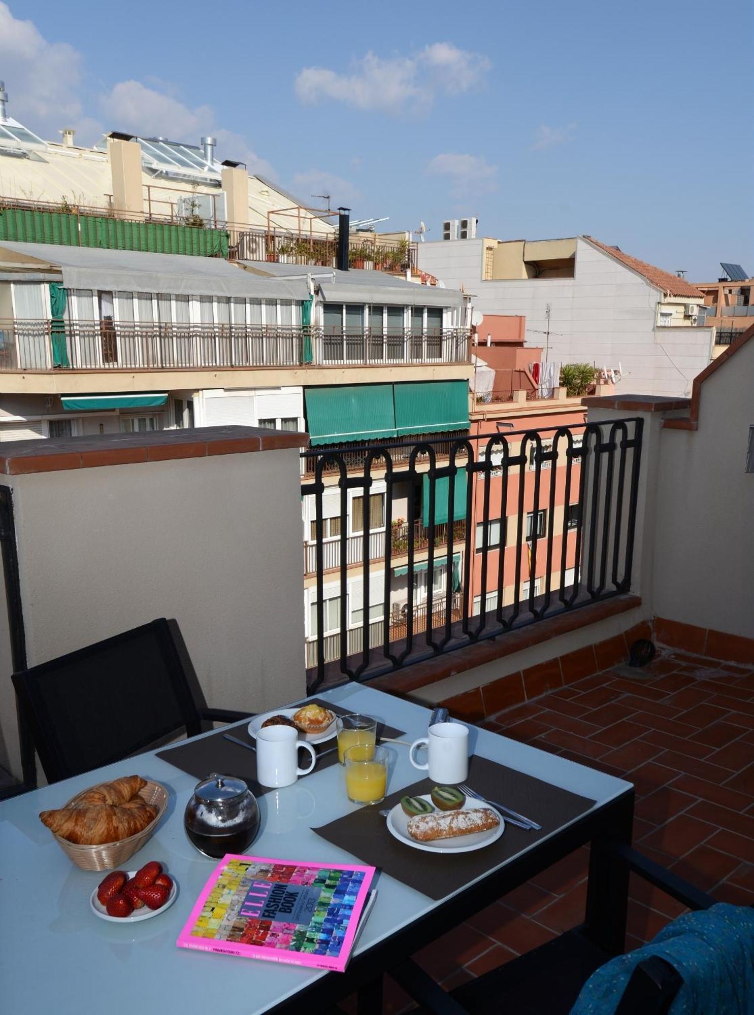 Pierre & Vacances Barcelona Sants Ngoại thất bức ảnh