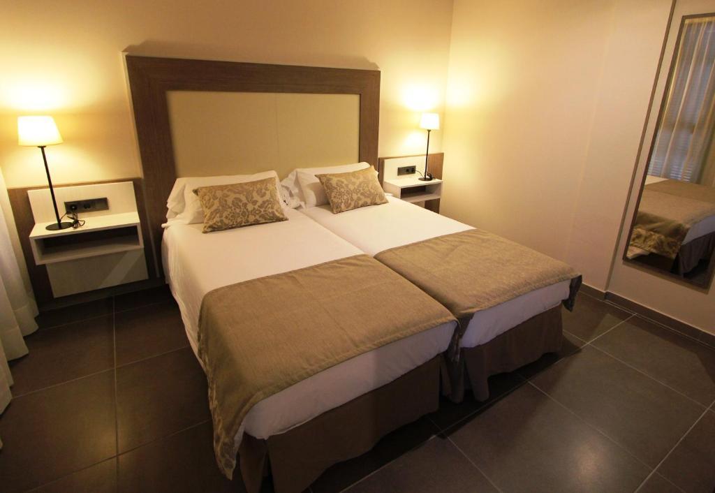 Pierre & Vacances Barcelona Sants Ngoại thất bức ảnh